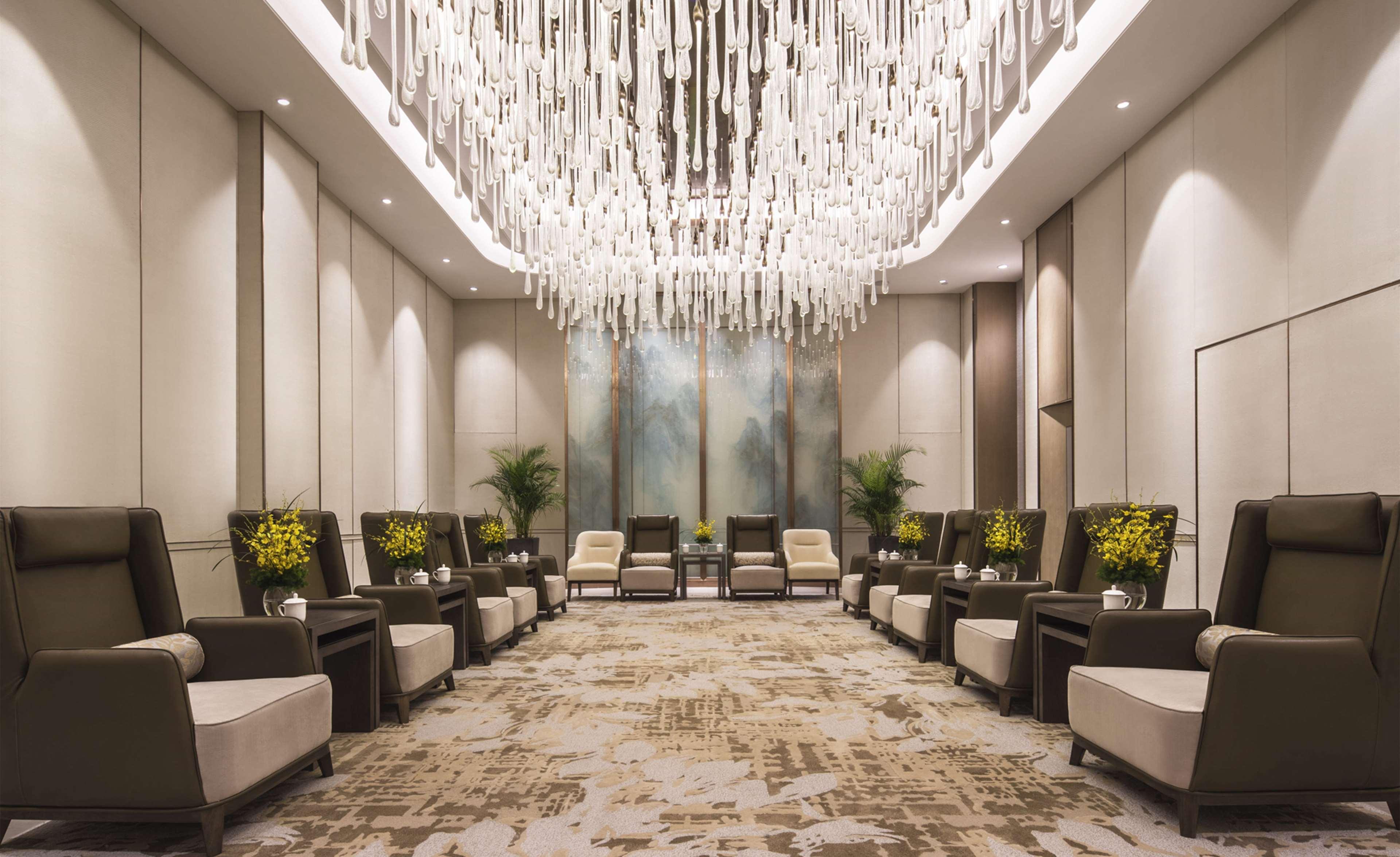 Doubletree By Hilton Hotel Shenzhen Longhua, Near Huawei, Foxcnn, Shenzhen North Railway, Uniwalk & Uniworld Shopping Mall, Sam'S Club Eksteriør billede