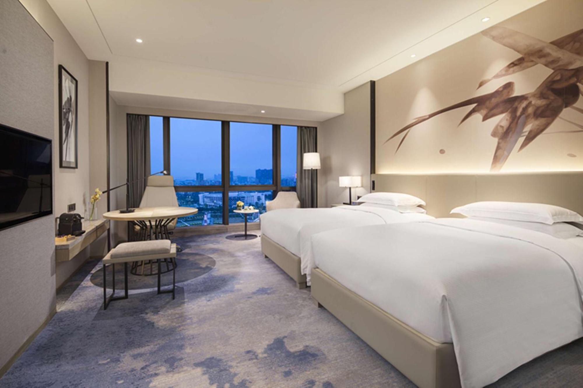 Doubletree By Hilton Hotel Shenzhen Longhua, Near Huawei, Foxcnn, Shenzhen North Railway, Uniwalk & Uniworld Shopping Mall, Sam'S Club Eksteriør billede