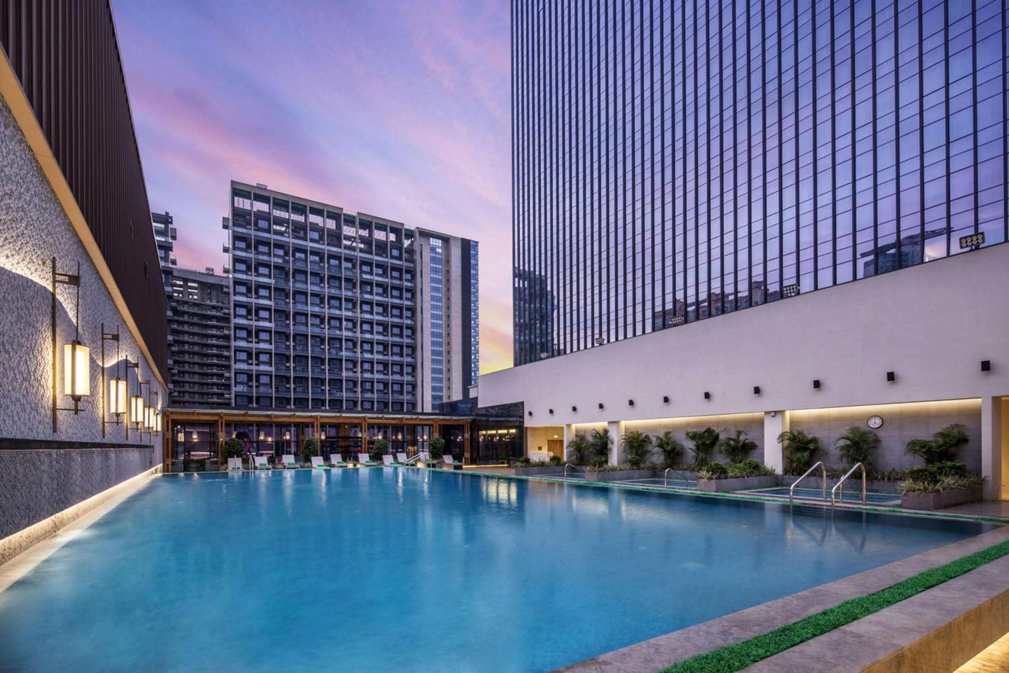 Doubletree By Hilton Hotel Shenzhen Longhua, Near Huawei, Foxcnn, Shenzhen North Railway, Uniwalk & Uniworld Shopping Mall, Sam'S Club Eksteriør billede