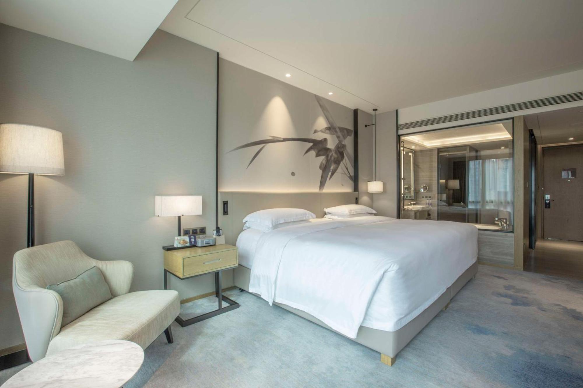 Doubletree By Hilton Hotel Shenzhen Longhua, Near Huawei, Foxcnn, Shenzhen North Railway, Uniwalk & Uniworld Shopping Mall, Sam'S Club Eksteriør billede