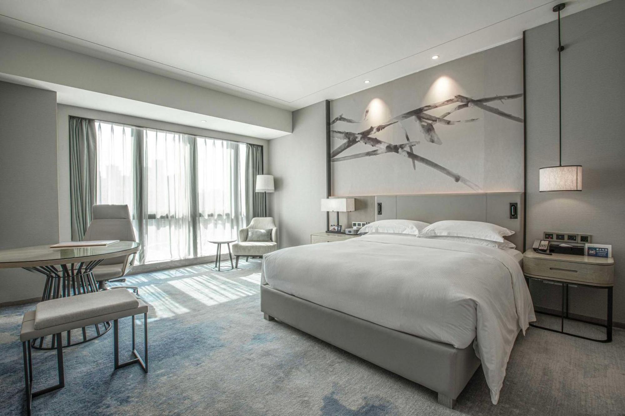Doubletree By Hilton Hotel Shenzhen Longhua, Near Huawei, Foxcnn, Shenzhen North Railway, Uniwalk & Uniworld Shopping Mall, Sam'S Club Eksteriør billede